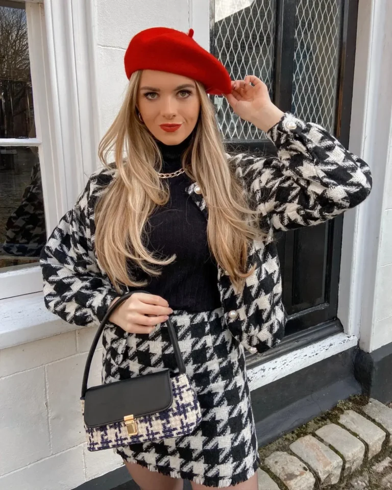 23 Fun and Fabulous Halloween Costume Ideas for Women Flying Solo